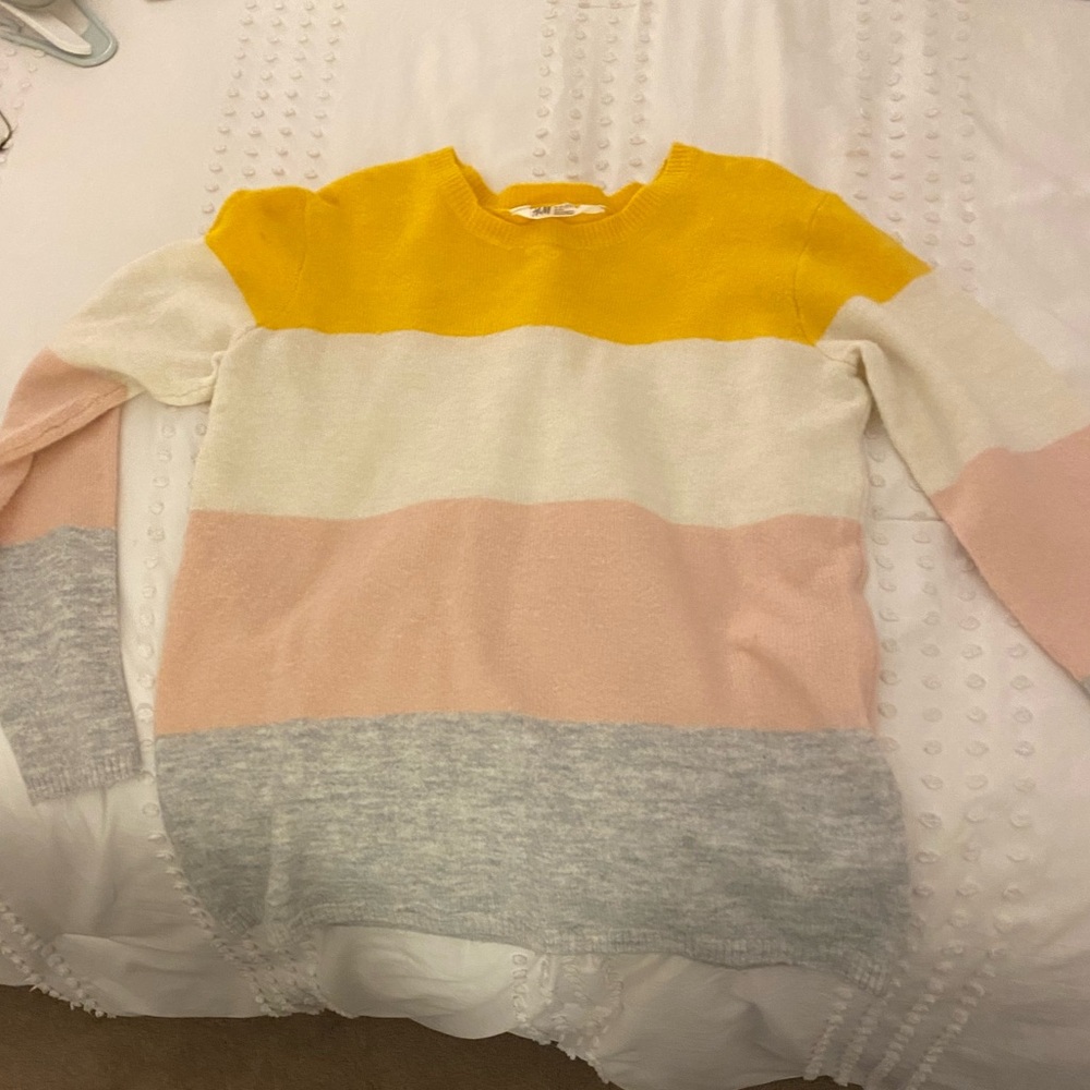 H&M stipped color block sweater